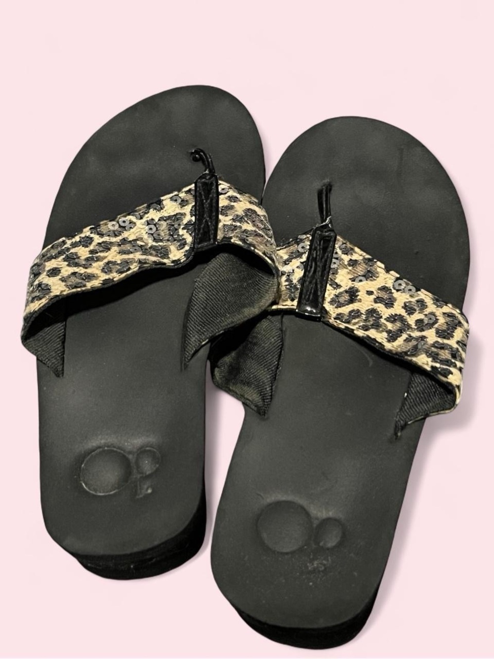 Size 7 Women’s Black Flip-Flop Platform Sandals with Leopard Strap